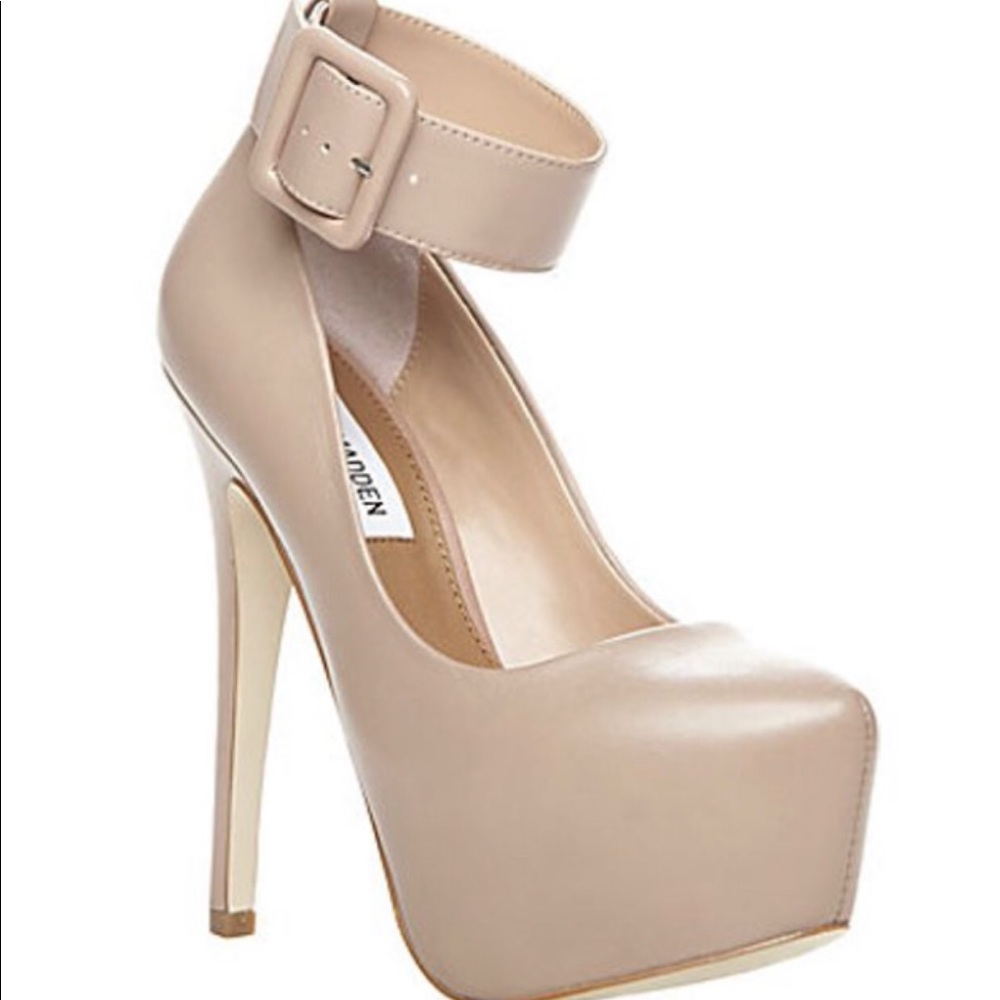Steve Madden Defyant Ankle Strap Platform 7B